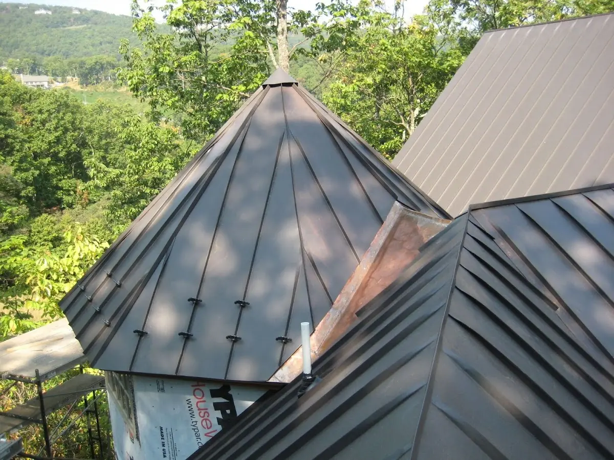 Professional Roof Tarp Installation by Craftsman Roofing in Brook Highland